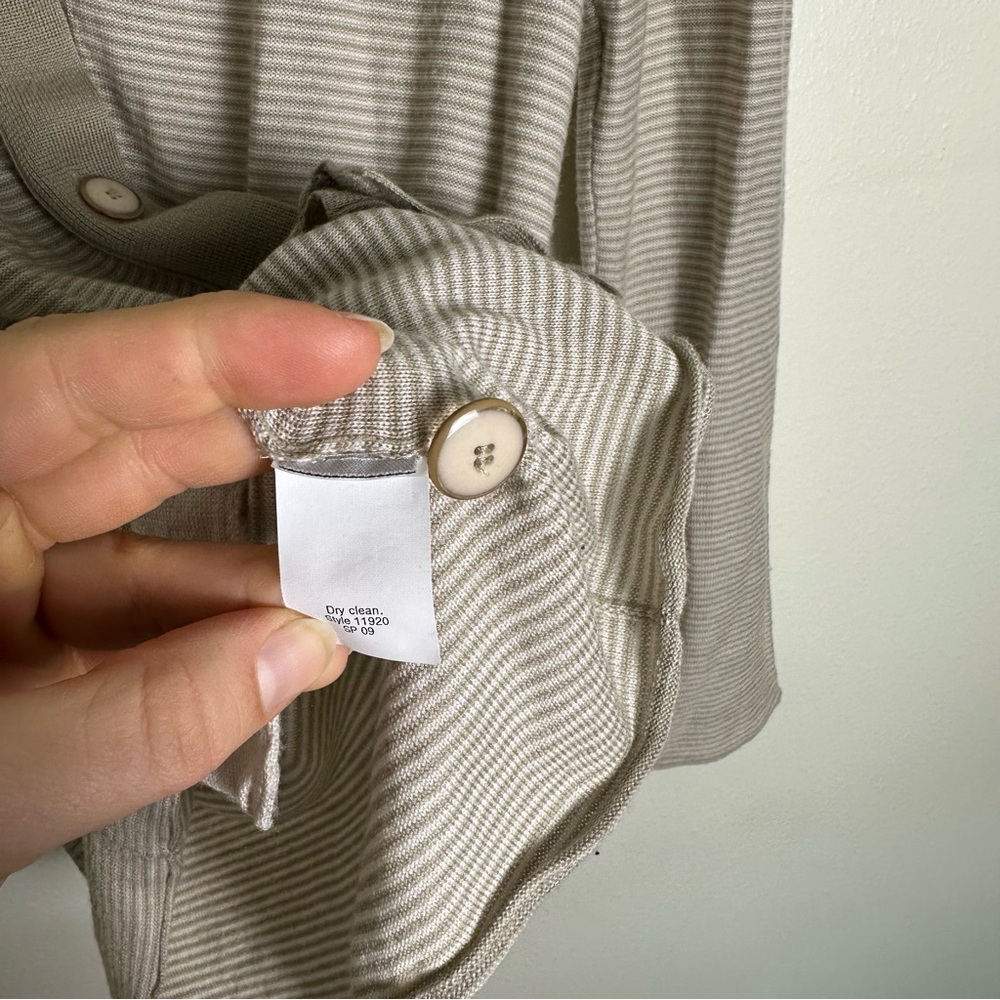 J CREW Womens Med Merino Wool Preppy Beige Stripe Lightweight Cardigan Sweater - Picture 4 of 7